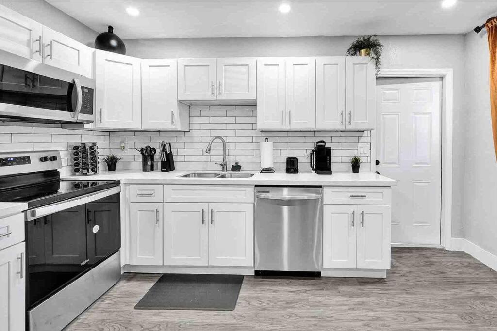Newly Renovated/Near Sunny Isles Beach/Fre-Parking North Miami Beach Buitenkant foto